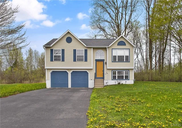 3rd image of 8644 Disraeli, Cicero, NY 13039 | MLS# S1677086