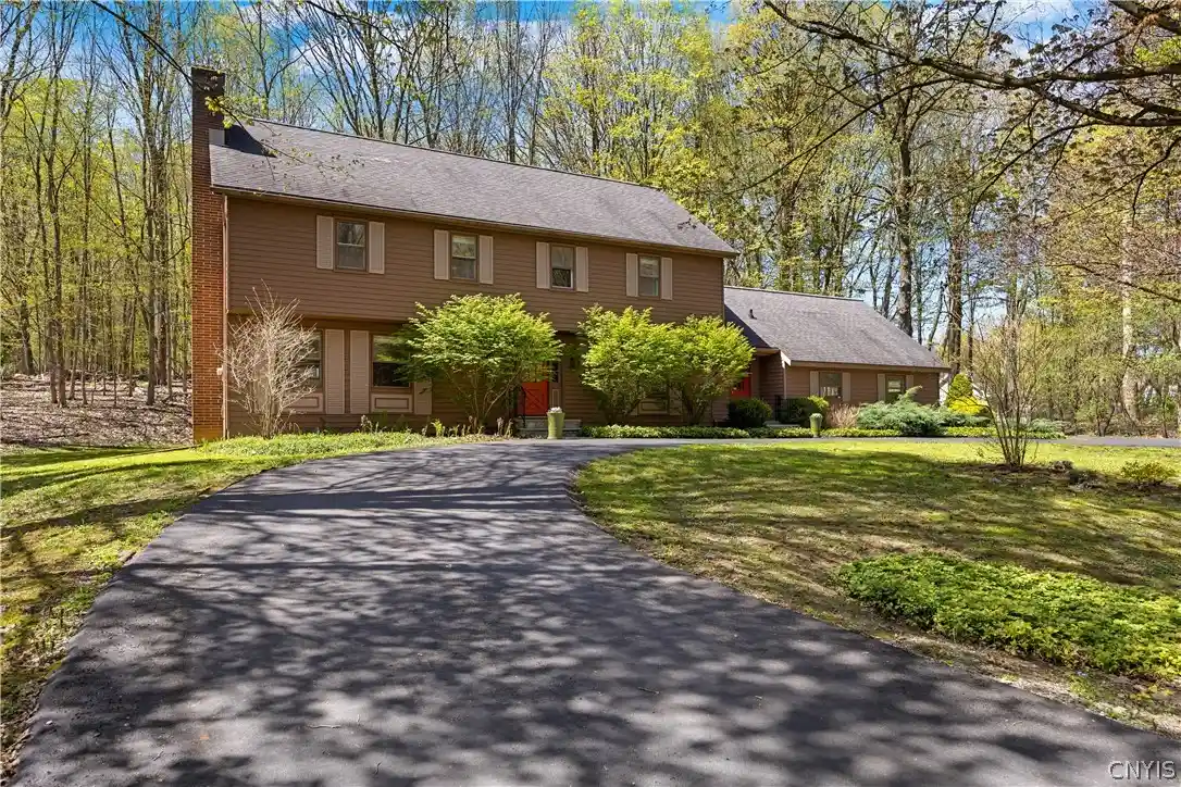 Photo 1 of Sale Pending at 5037 Pine Valley Dr, Fayetteville, NY 13066 | MLS# S1674349 | Listing updated on 2026-08-27
