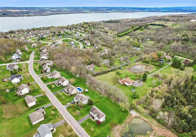 Homes for sale in Canandaigua Town, NY | 5073 W Ridge Run, Canandaigua Town, NY 14424 | MLS# R1676530