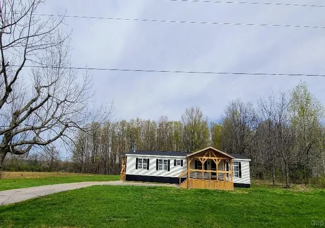 Homes for sale in Oppenheim, NY | 365 Hoffman Rd, Oppenheim, NY 13452 | MLS# S1677437