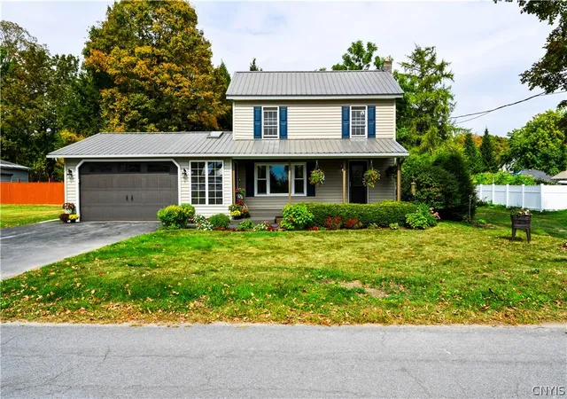 1st image of 5533 School St, Lee Center, NY 13363 | MLS# S1677887
