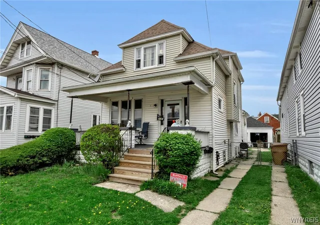 Photo 2 of Sale Pending at 2140 Clinton St, Buffalo, NY 14206 | MLS# B1677802 | Listing updated on 2026-06-29