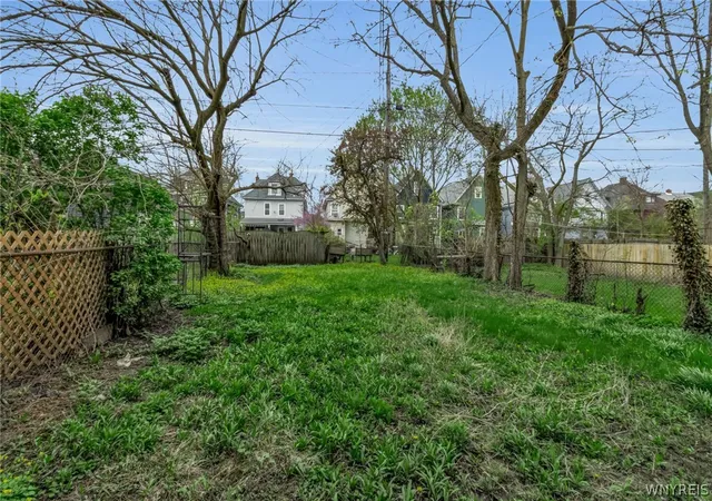 4th image of 102 Claremont Ave, Buffalo, NY 14222 | MLS# B1673524