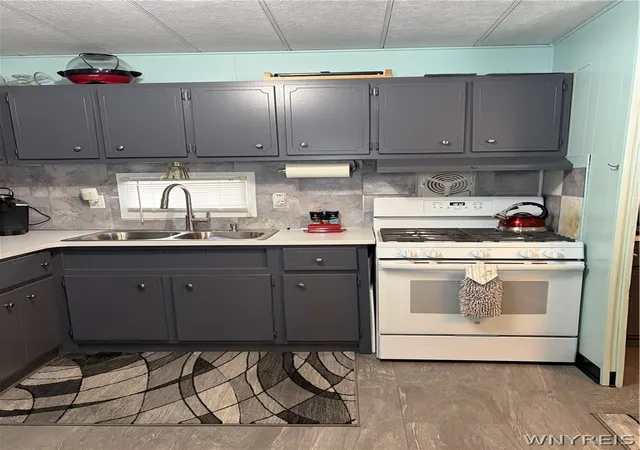 4th image of 2080 River Rd #15, Niagara Falls, NY 14304 | MLS# B1677680