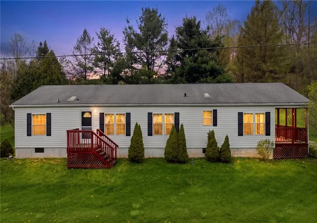 Homes for sale in Galen, NY | 823 Glover Rd, Galen, NY 14433 | MLS# R1677944
