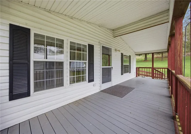 Homes for sale in Galen, NY | 823 Glover Rd, Galen, NY 14433 | MLS# R1677944
