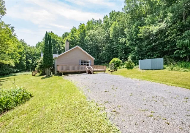 Photo 3 of Single family home for sale at 2809 Thompson Holw Rd, Margaretville, NY 12455 | MLS# R1677979 | Listing updated on 2026-06-08