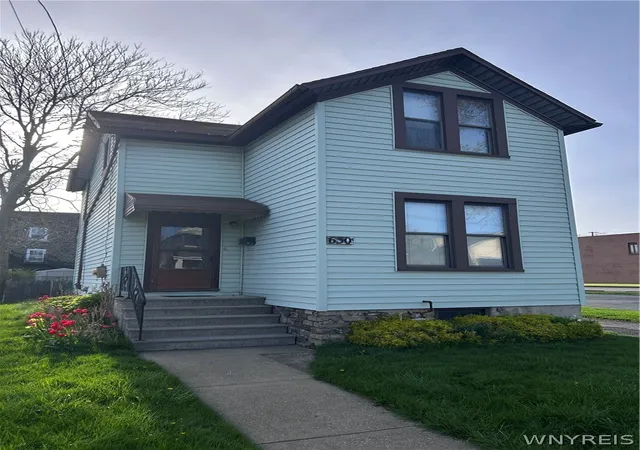 1st image of 630 6th St, Niagara Falls, NY 14301 | MLS# B1677975