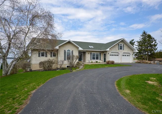 1st image of 16555 Bear Rd, Clayton, NY 13624 | MLS# S1670373