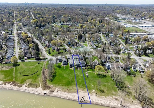 3rd image of 5230 St Paul Blvd, Rochester, NY 14617 | MLS# R1674783