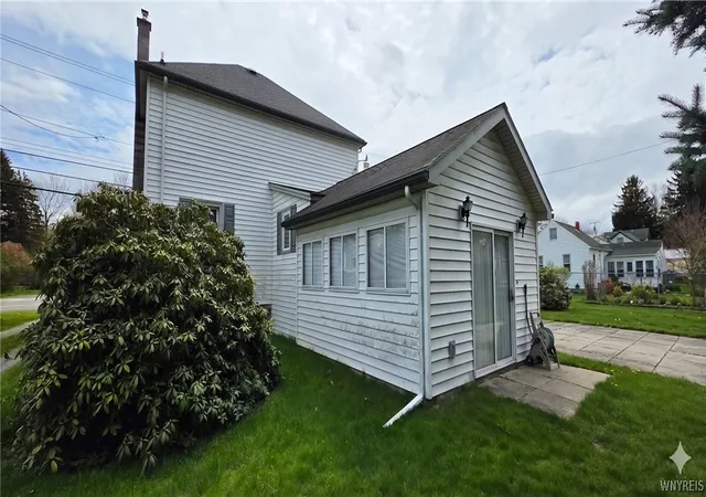4th image of 1632 Lockport Rd, Newfane, NY 14126 | MLS# B1678051