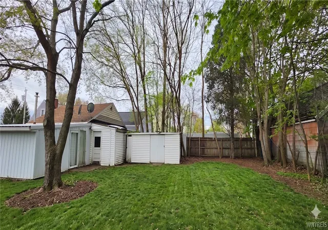 Homes for sale in Newfane, NY | 6071 Ketchum Ave, Newfane, NY 14108 | MLS# B1675447