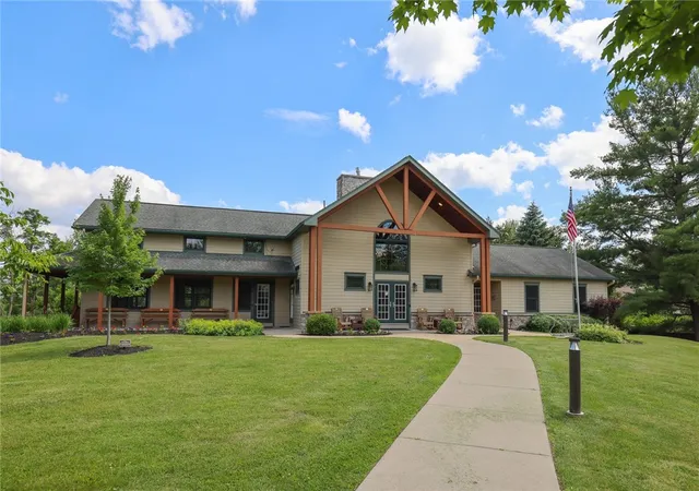 Listing Photo 2 - Condo for sale in building located at 105 Cliffside Dr, Canandaigua, NY 14424 - Unit #