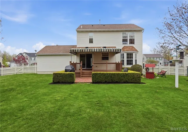 Homes for sale in Evans, NY | 6896 Kimberly Ln, Evans, NY 14047 | MLS# B1676400