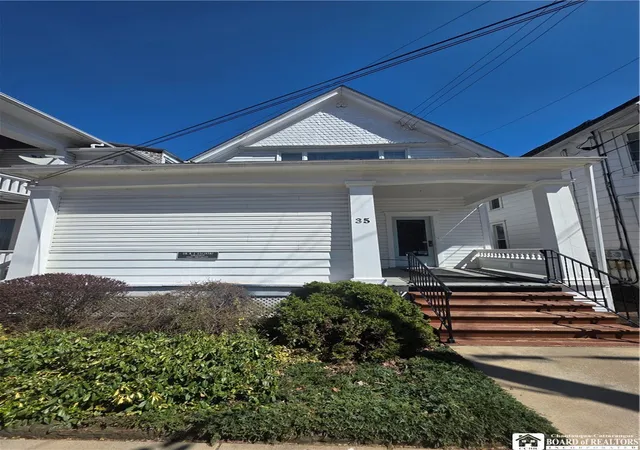 Photo 2 of Single family home for sale at 35 Congress St, Bradford, PA 16701 | MLS# R1678145 | Listing updated on 2026-07-21