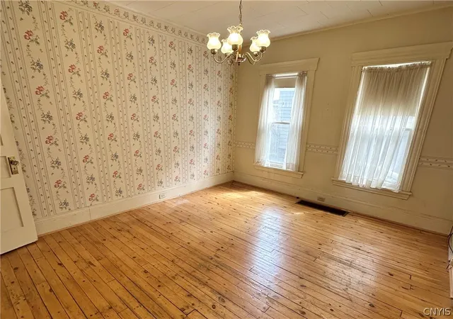 5th image of 751 Allen St, Syracuse, NY 13210 | MLS# S1678066
