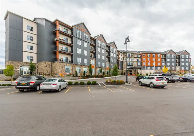 Listing Photo 2 - Condo for sale in building located at 205 Lakeshore Dr, Canandaigua City, NY 14424 - Unit #412