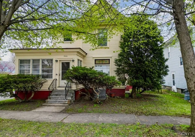 1st image of 506 Prescott St, Herkimer, NY 13350 | MLS# S1678201