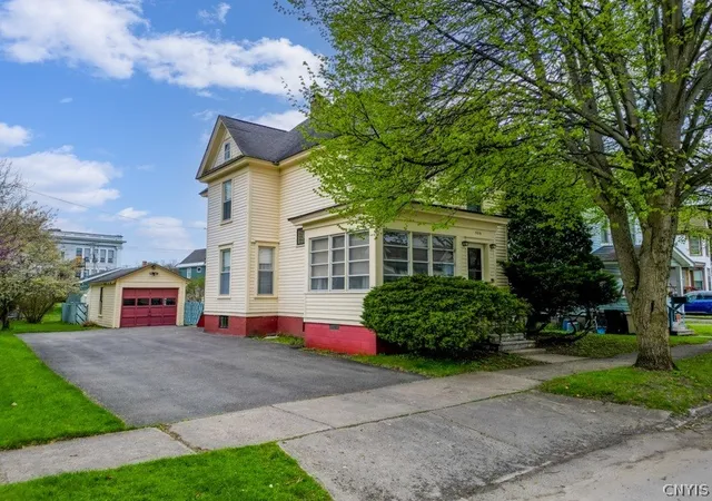 2nd image of 506 Prescott St, Herkimer, NY 13350 | MLS# S1678201