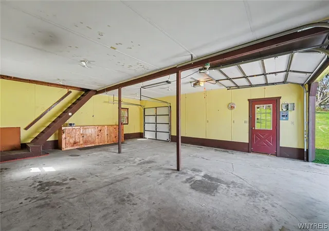 36th image of 1599 Hubbard Rd, East Aurora, NY 14052 | MLS# B1673897