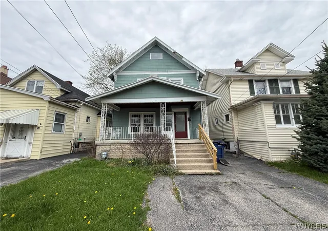 1st image of 79 Henrietta Ave, Buffalo, NY 14207 | MLS# B1658183
