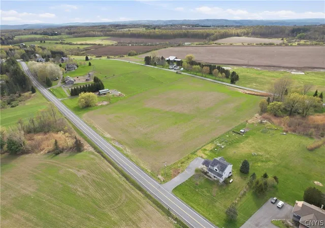 Homes for sale in Sullivan, NY | 5879 E Lake Rd, Sullivan, NY 13035 | MLS# S1672998