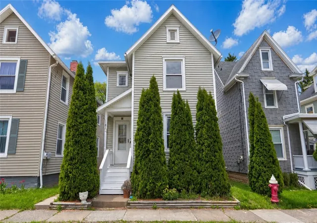 Homes for sale in Geneva City, NY | 12 Worthington Ave, Geneva City, NY 14456 | MLS# R1677411