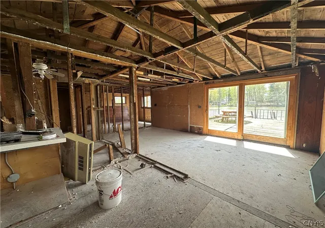 2nd image of 3338 Hayes Rd, Lysander, NY 13027 | MLS# S1678008
