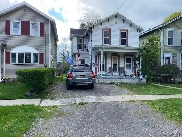 Photo 1 of Sale Pending at 335 Pine St, Lockport, NY 14094 | MLS# B1678028 | Listing updated on 2026-05-12
