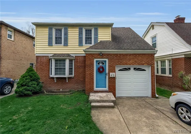 Homes for sale in Amherst, NY | 62 Endicott Dr, Amherst, NY 14226 | MLS# B1678264