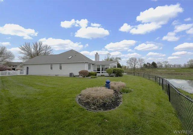 39th image of 27 Button Bush Ct, Buffalo, NY 14228 | MLS# B1678365