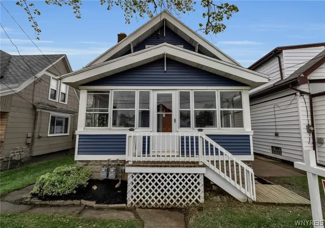 Homes for sale in Hamburg, NY | 69 Madison Ave, Hamburg, NY 14219 | MLS# B1678025