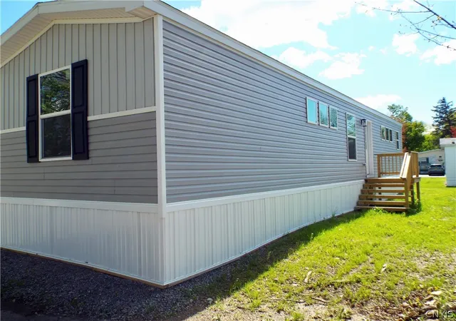 4th image of 4294 Caledonia Avon Rd, Caledonia, NY 14423 | MLS# S1678420