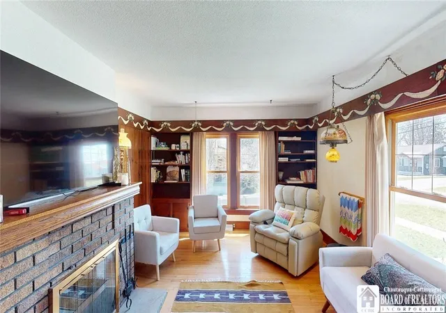 5th image of 41 Academy St, Mayville, NY 14757 | MLS# R1677243