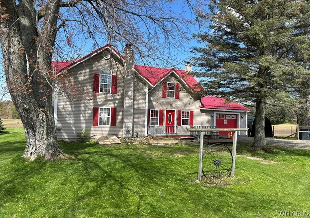 Homes for sale in Orangeville, NY | 3742 Hermitage Rd, Orangeville, NY 14569 | MLS# B1678088