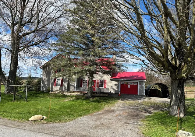 Homes for sale in Orangeville, NY | 3742 Hermitage Rd, Orangeville, NY 14569 | MLS# B1678088