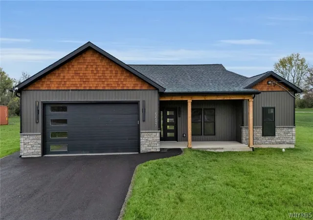 2nd image of 5597 Stone Rd, Lockport Town, NY 14094 | MLS# B1677415