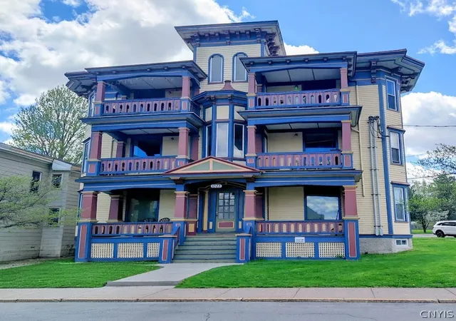 2nd image of 1025 Park Ave, Utica, NY 13501 | MLS# S1678317