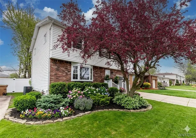 Homes for sale in Cheektowaga, NY | 13 Grand Prix Dr, Cheektowaga, NY 14227 | MLS# B1675569