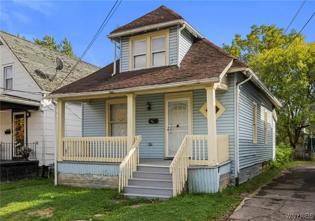 Homes for sale in Buffalo, NY | 39 Alma Ave, Buffalo, NY 14215 | MLS# B1678626