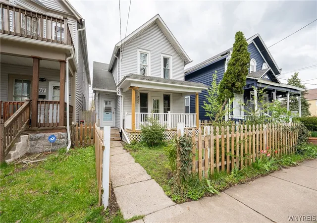 Homes for sale in Buffalo, NY | 330 Dearborn St, Buffalo, NY 14207 | MLS# B1677211