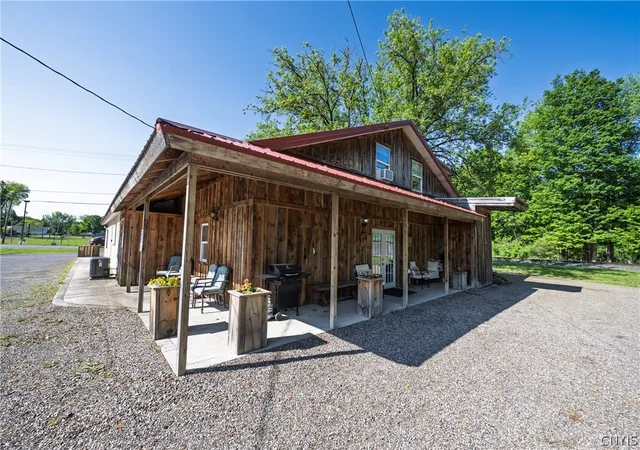 Homes for sale in Richland, NY | 2624 County Route 2, Richland, NY 13144 | MLS# S1678587