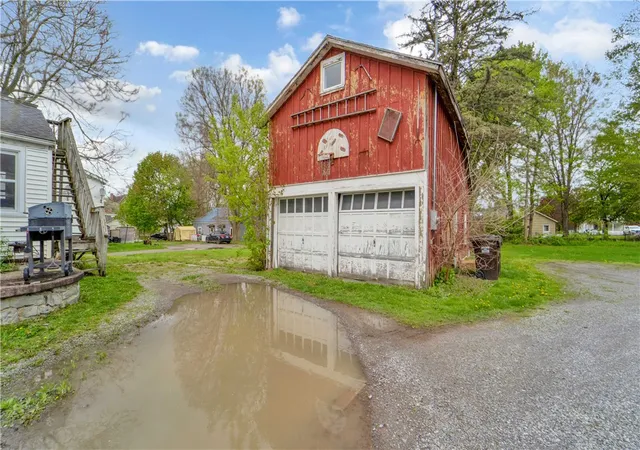 4th image of 21 Murray St, Mt Morris, NY 14510 | MLS# R1678102