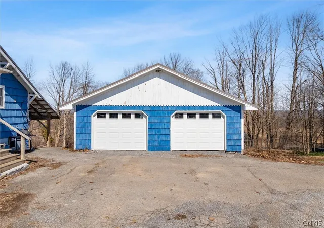 Photo 2 of Single family home for sale at 11607 N Gage Rd, Utica, NY 13502 | MLS# S1678281 | Listing updated on 2026-06-15