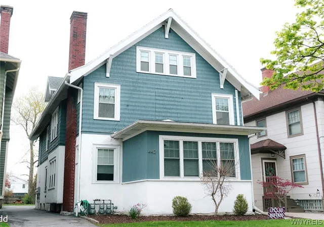 Homes for sale in Buffalo, NY | 442 Huntington Ave, Buffalo, NY 14214 | MLS# B1678238