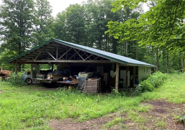 1st image of 60 Ridgeway Sites Ave, Oswego, NY 13126 | MLS# S1678601