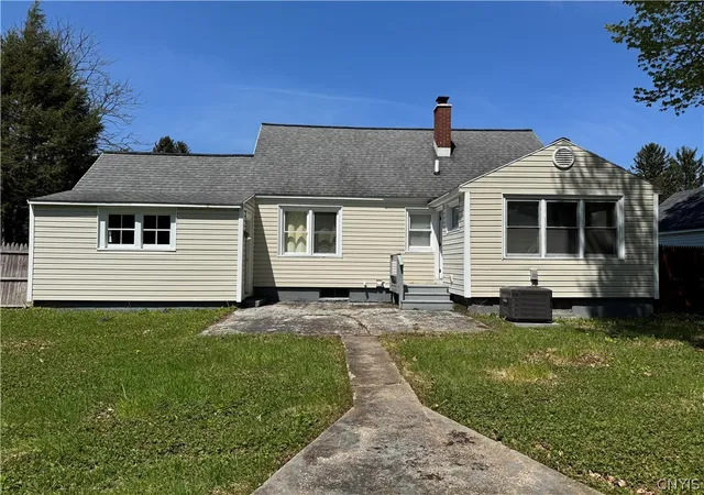 Homes for sale in Watertown City, NY | 242 Ward St, Watertown City, NY 13601 | MLS# S1677892