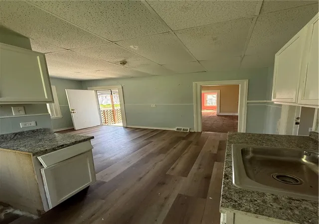 4th image of 26 Galusha St, Rochester, NY 14605 | MLS# R1678845