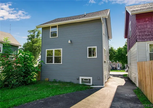 Homes for sale in Buffalo, NY | 702 Norfolk Ave, Buffalo, NY 14215 | MLS# B1678604