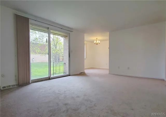Homes for sale in Amherst, NY | 175 Charter Oaks Dr #2, Amherst, NY 14228 | MLS# B1676107